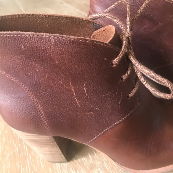 UGG Heeled Lace Boots - Picture 6 of 6